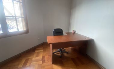 Oficina en Arriendo en Salvador / Barrio Italia