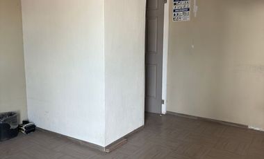 Sobre Avenida Local comercial