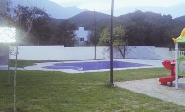 Casa en Renta en Privada Los Nogales, en el Yerbaniz, Santiago, N.L.