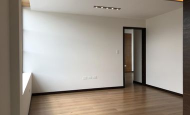 Vendo casa 3 dormitorios, estudio y terraza - Tumbaco Sector La Morita