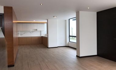 Vendo casa 3 dormitorios, estudio y terraza - Tumbaco Sector La Morita