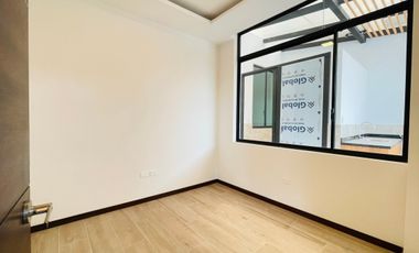Venta Casa a Estrenar con Excelentes Acabados - Tumbaco Sector La Morita