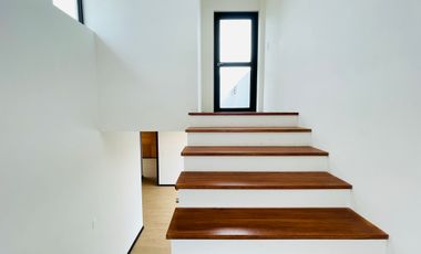 Venta Casa a Estrenar con Excelentes Acabados - Tumbaco Sector La Morita