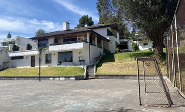 VENTA CASA  840000.00