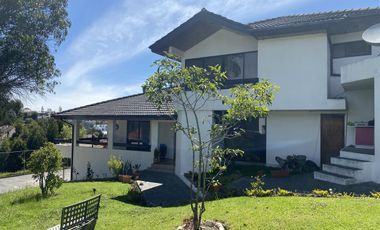 VENTA CASA  840000.00