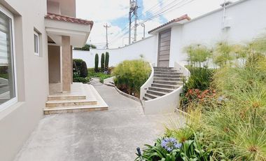 Casa en Venta , de lujo , en Amagasí del Inca