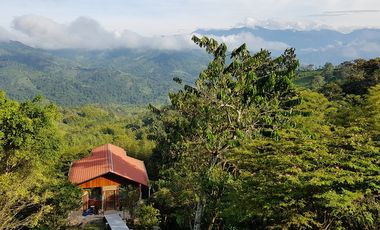 VENTA HOSTAL EN GUALEA VIA PACTO NOROCCIDENTE DE QUITO