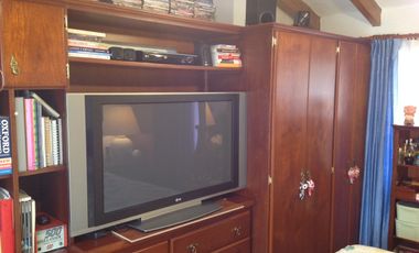 Venta hermosa casa con amplio terreno de 1200m2 en la Mitad del Mundo.  Amplia casa de 400m2 con 4 d