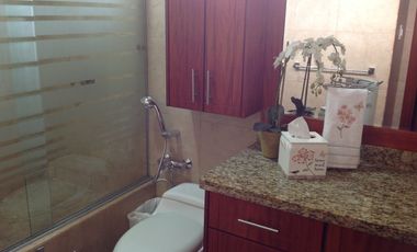 Venta hermosa casa con amplio terreno de 1200m2 en la Mitad del Mundo.  Amplia casa de 400m2 con 4 d