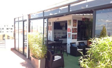 Venta amplia Casa de 470m2 con terreno de 960m2 en Calderón
