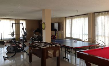 Venta amplia Casa de 470m2 con terreno de 960m2 en Calderón