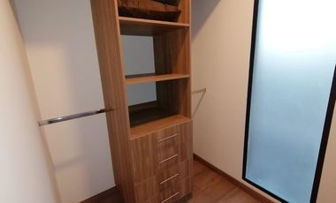 CASA EN VENTA POR ESTRENAR. LA PENÍNSULA. AMBATO
