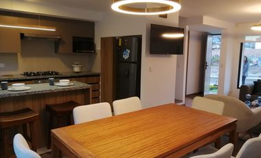 CASA EN VENTA POR ESTRENAR. LA PENÍNSULA. AMBATO