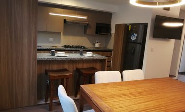 CASA EN VENTA POR ESTRENAR. LA PENÍNSULA. AMBATO