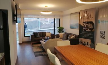 CASA EN VENTA POR ESTRENAR. LA PENÍNSULA. AMBATO