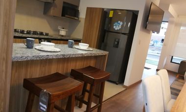 CASA EN VENTA POR ESTRENAR. LA PENÍNSULA. AMBATO