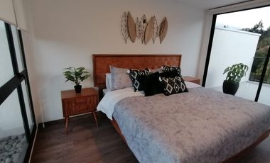 CASA EN VENTA POR ESTRENAR. LA PENÍNSULA. AMBATO
