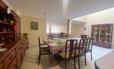 Casa de venta de 760 m2 de construcción en el Puyo