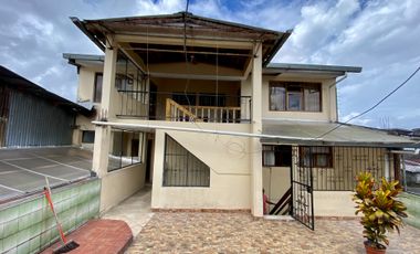 Casa de venta de 760 m2 de construcción en el Puyo