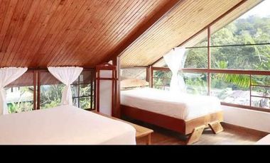 Venta Hermosa casa rentera en Mindo