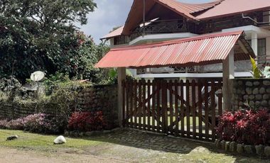 Venta Hermosa casa rentera en Mindo