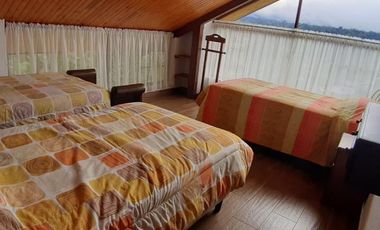 Venta Hermosa casa rentera en Mindo