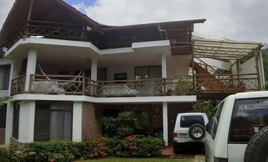 Venta Hermosa casa rentera en Mindo