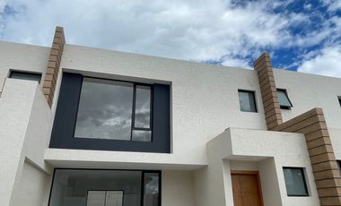 CASAS DE VENTA POR ESTRENAR EN TUMBACO SECTOR HILACRIL