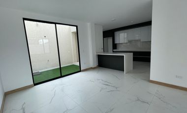 CASAS DE VENTA POR ESTRENAR EN TUMBACO SECTOR HILACRIL