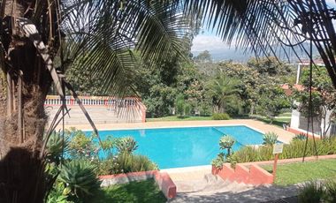 Se vende Hostería, ideal para inversionistas, sector Tumbaco.