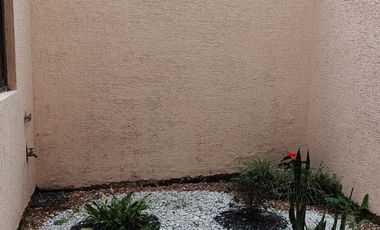 CASA EN VENTA EN EXCLUSIVA URBANIZACIÓN EN AMBATO