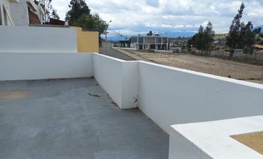 HERMOSA CASA EN VENTA- HUACHI LA JOYA