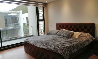 VENTA DE CASA EN NAYON
