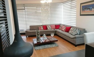 VENTA DE CASA EN NAYON