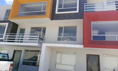 CASA POR ESTRENAR EN VENTA SECTOR UTA CAMPUS HUACHI CHICO