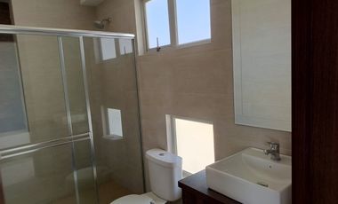 CASA POR ESTRENAR EN VENTA SECTOR UTA CAMPUS HUACHI CHICO