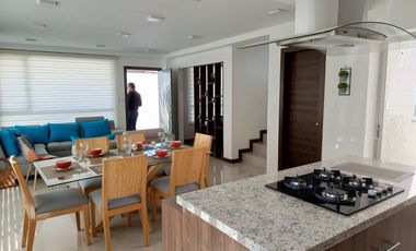 CASA POR ESTRENAR EN VENTA SECTOR UTA CAMPUS HUACHI CHICO