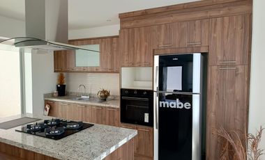 CASA NUEVA EN VENTA SECTOR UNIVERSIDAD TÉCNICA DE AMBATO. CRÉDITO VIP.