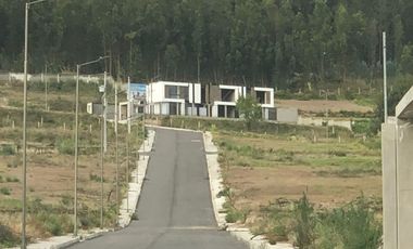 HERMOSA CASA EN VENTA POR ESTRENAR EN ATAHUALPA AMBATO
