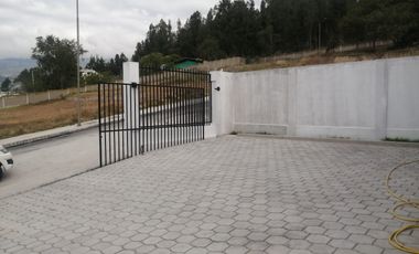 HERMOSA CASA EN VENTA POR ESTRENAR EN ATAHUALPA AMBATO