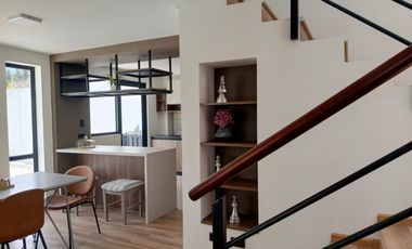 HERMOSA CASA EN VENTA POR ESTRENAR EN ATAHUALPA AMBATO