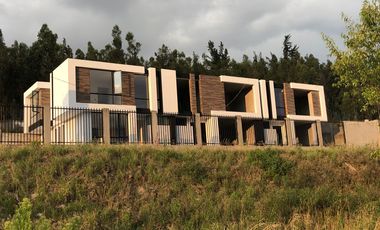 HERMOSA CASA EN VENTA POR ESTRENAR EN ATAHUALPA AMBATO