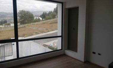 HERMOSA CASA EN VENTA POR ESTRENAR EN ATAHUALPA AMBATO