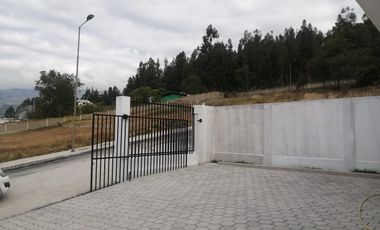 HERMOSA CASA EN VENTA POR ESTRENAR EN ATAHUALPA AMBATO