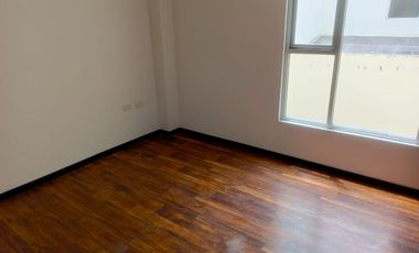 HERMOSA CASA EN VENTA. SECTOR NORTE DE AMBATO