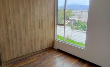 HERMOSA CASA EN VENTA. SECTOR NORTE DE AMBATO