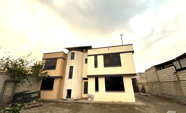 CASA RENTERA EN VENTA EN SANTA ROSA -AMBATO