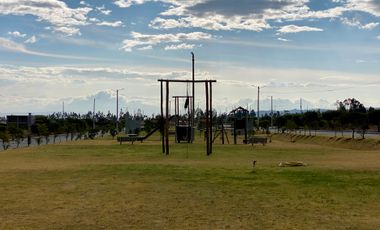 Terreno de 800 m2 de venta en Tabacundo (Urb. Hacienda La Pradera)