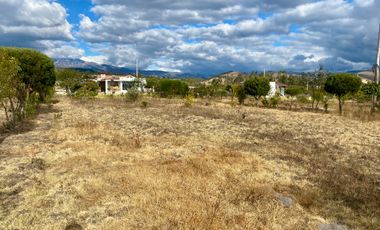 Terreno de 800 m2 de venta en Tabacundo (Urb. Hacienda La Pradera)