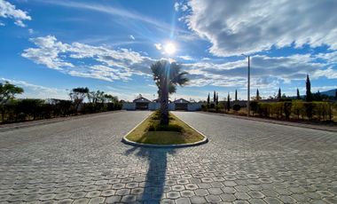 Terreno de 800 m2 de venta en Tabacundo (Urb. Hacienda La Pradera)
